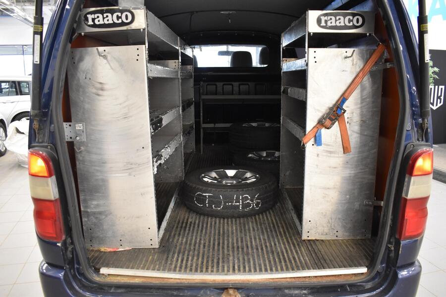 Toyota Hiace vaihtoauto