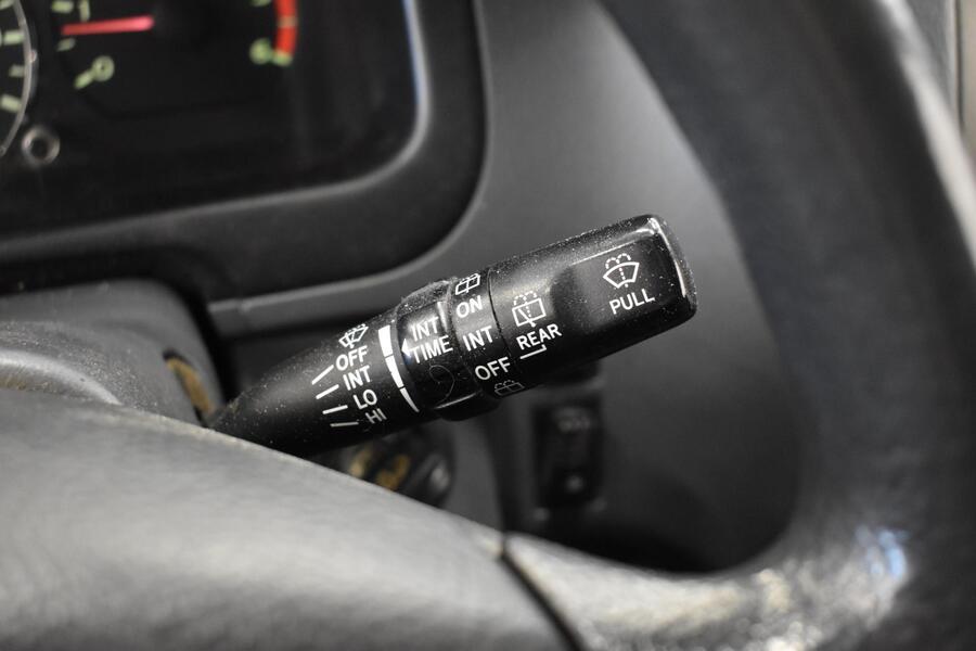 Toyota Hiace vaihtoauto