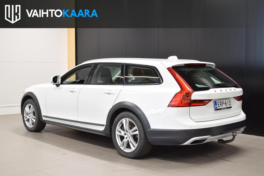 Volvo V90 Cross Country vaihtoauto