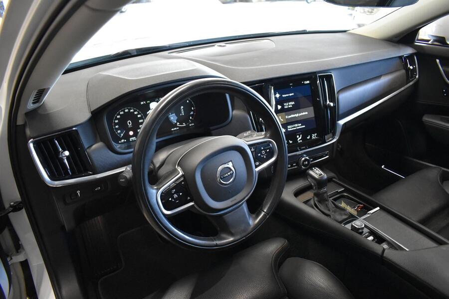 Volvo V90 Cross Country vaihtoauto