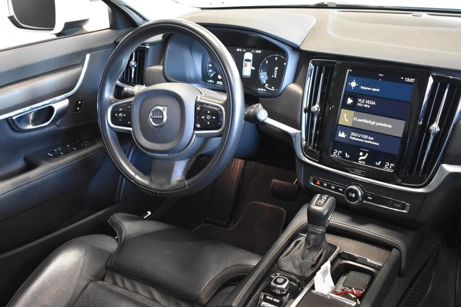 Volvo V90 Cross Country vaihtoauto