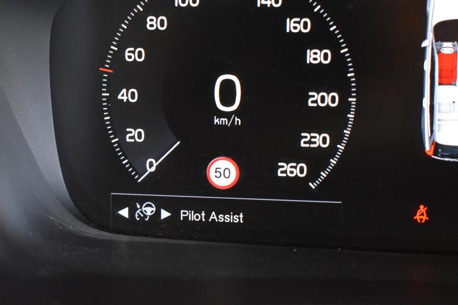 Volvo V90 Cross Country vaihtoauto