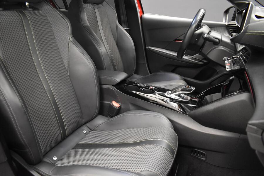Peugeot e-208 vaihtoauto