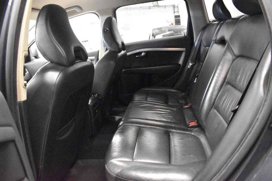 Volvo V70 vaihtoauto