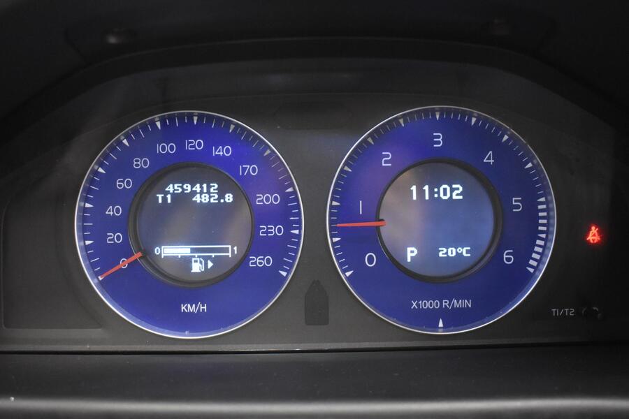 Volvo V70 vaihtoauto