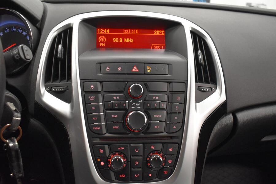 Opel Astra vaihtoauto