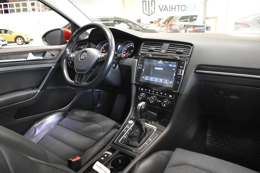 Volkswagen Golf vaihtoauto