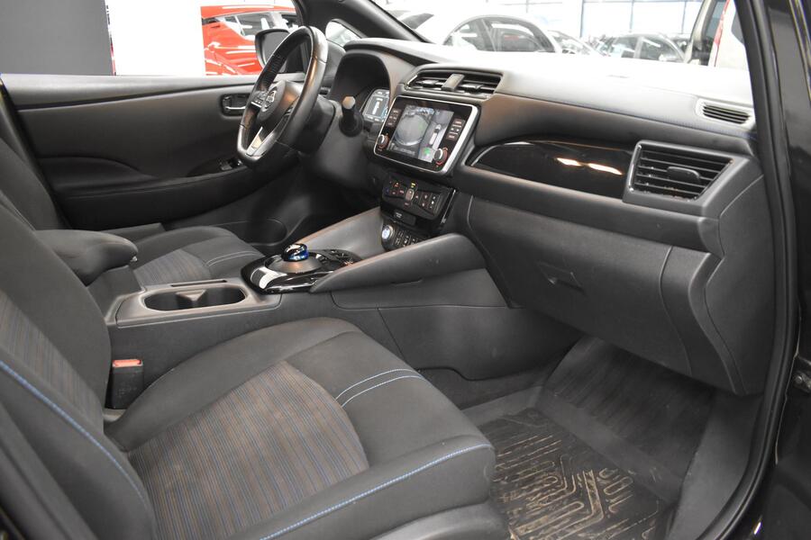 Nissan Leaf vaihtoauto