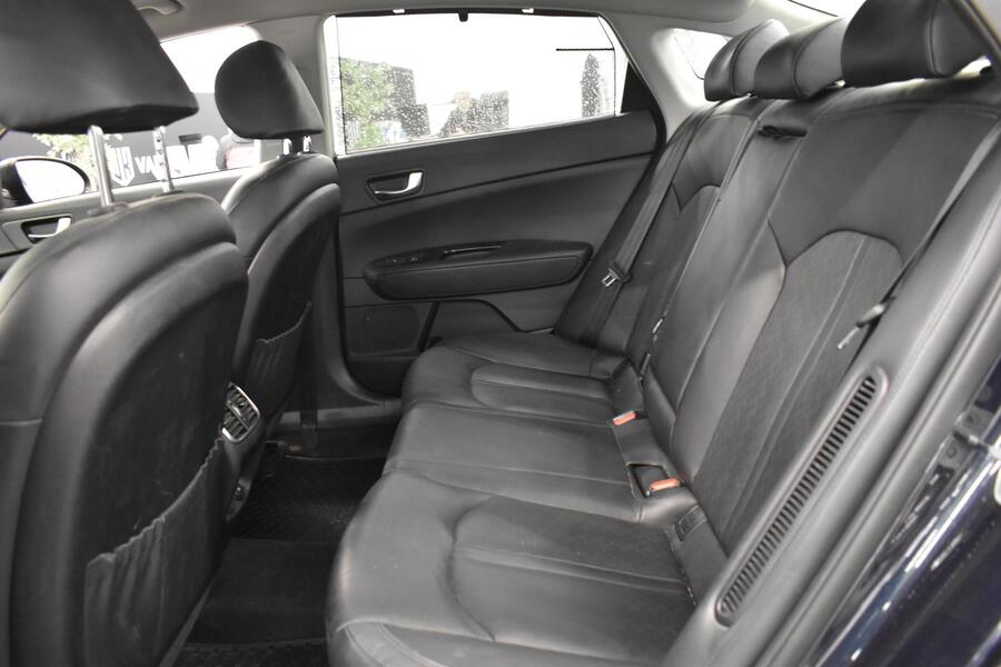 Kia Optima vaihtoauto