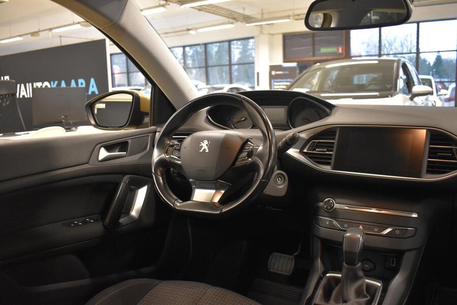 Peugeot 308 vaihtoauto