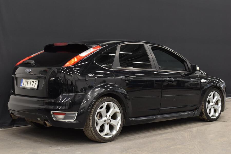 Ford Focus vaihtoauto