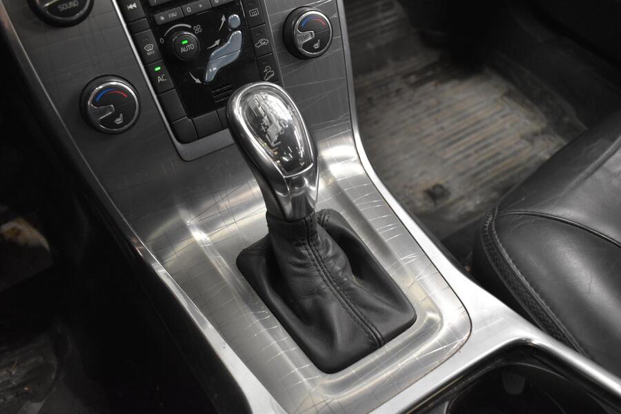 Volvo XC70 vaihtoauto