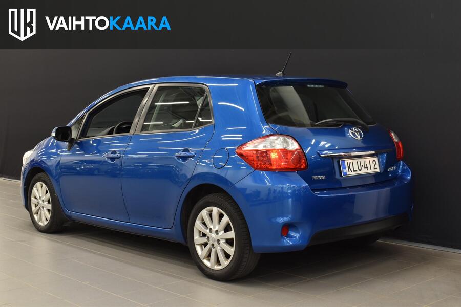 Toyota Auris vaihtoauto