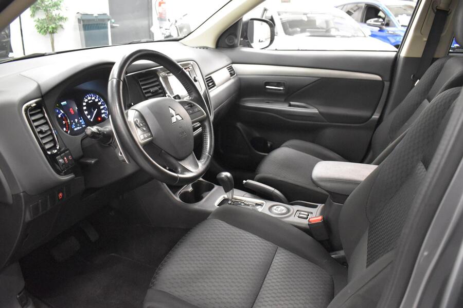 Mitsubishi Outlander vaihtoauto