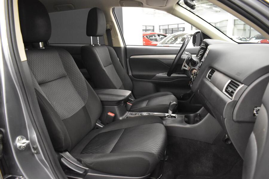 Mitsubishi Outlander vaihtoauto