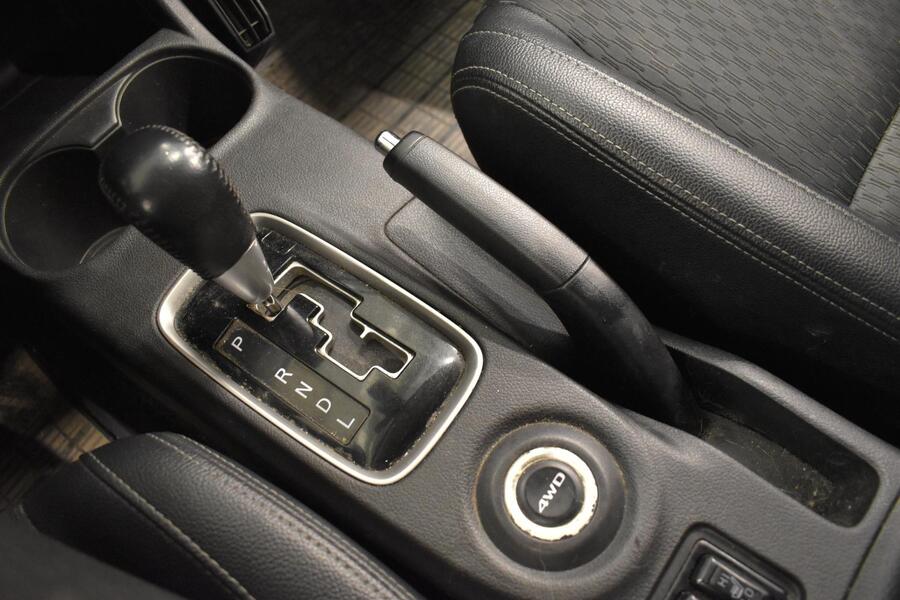 Mitsubishi Outlander vaihtoauto