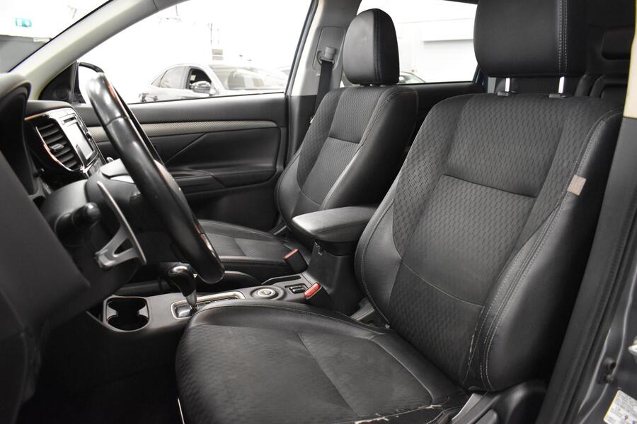Mitsubishi Outlander vaihtoauto