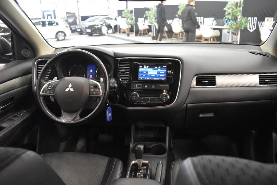 Mitsubishi Outlander vaihtoauto