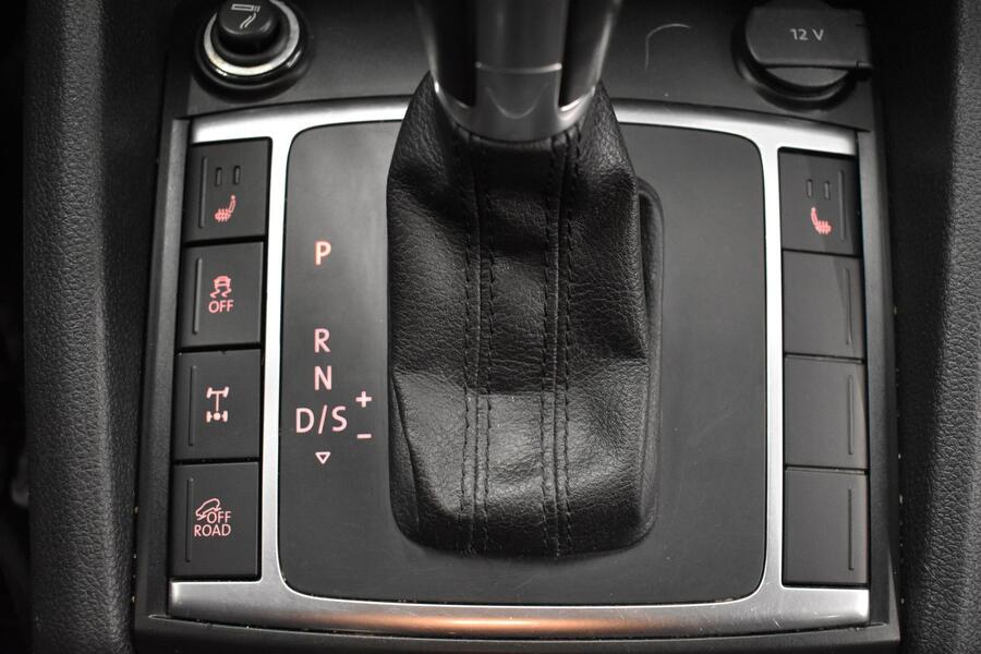 Volkswagen Amarok vaihtoauto