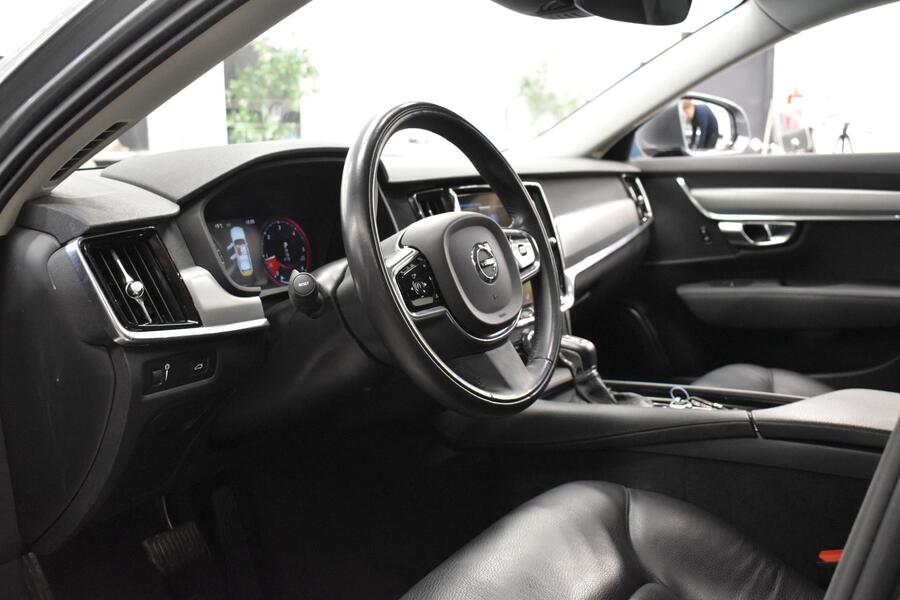 Volvo S90 vaihtoauto