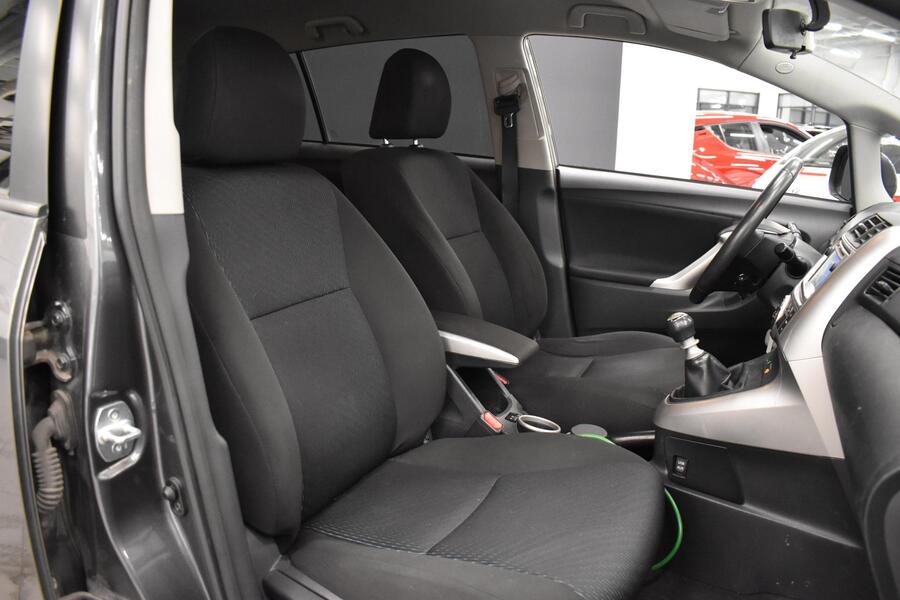 Toyota Verso vaihtoauto