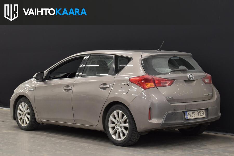 Toyota Auris vaihtoauto