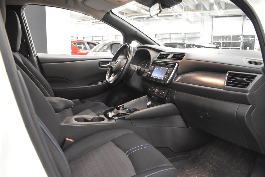 Nissan Leaf vaihtoauto