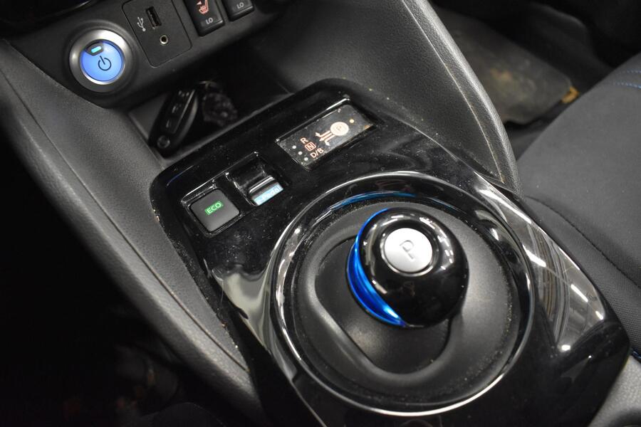 Nissan Leaf vaihtoauto