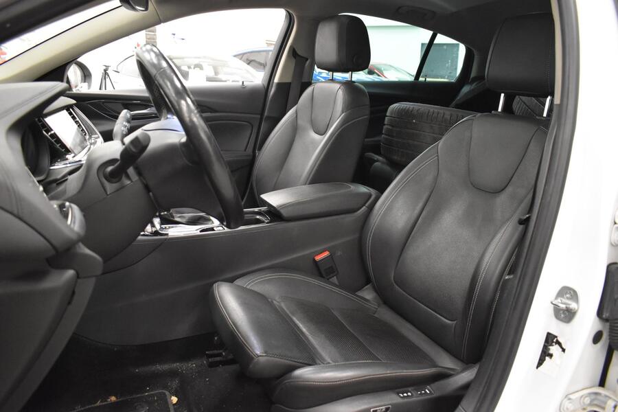 Opel Insignia vaihtoauto