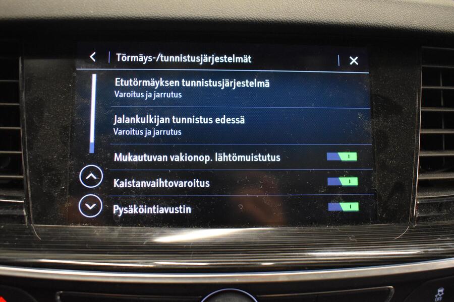 Opel Insignia vaihtoauto