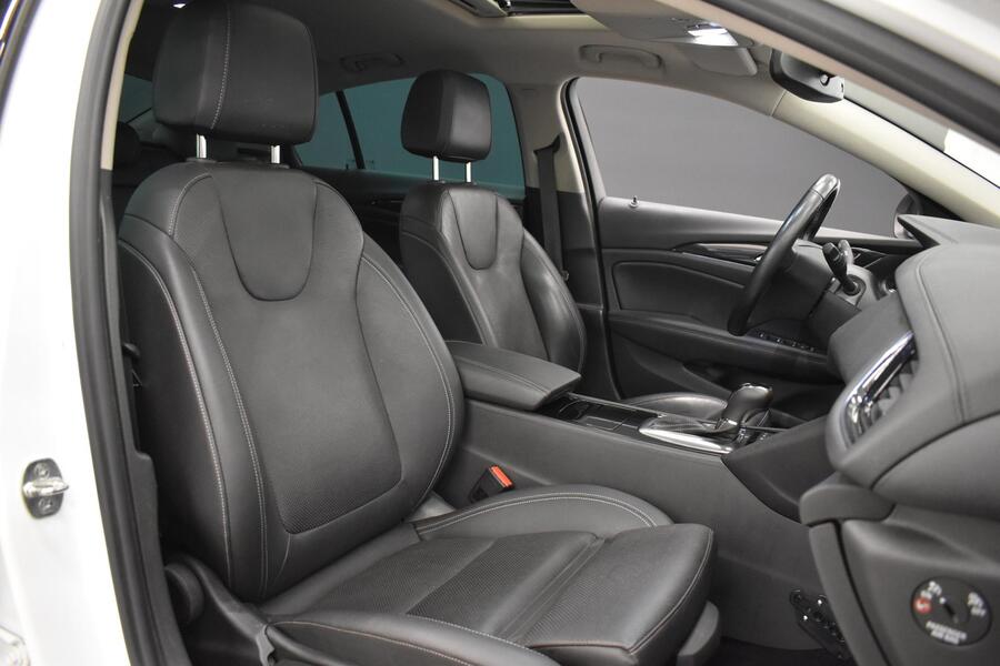 Opel Insignia vaihtoauto