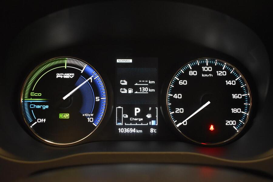 Mitsubishi Outlander PHEV vaihtoauto