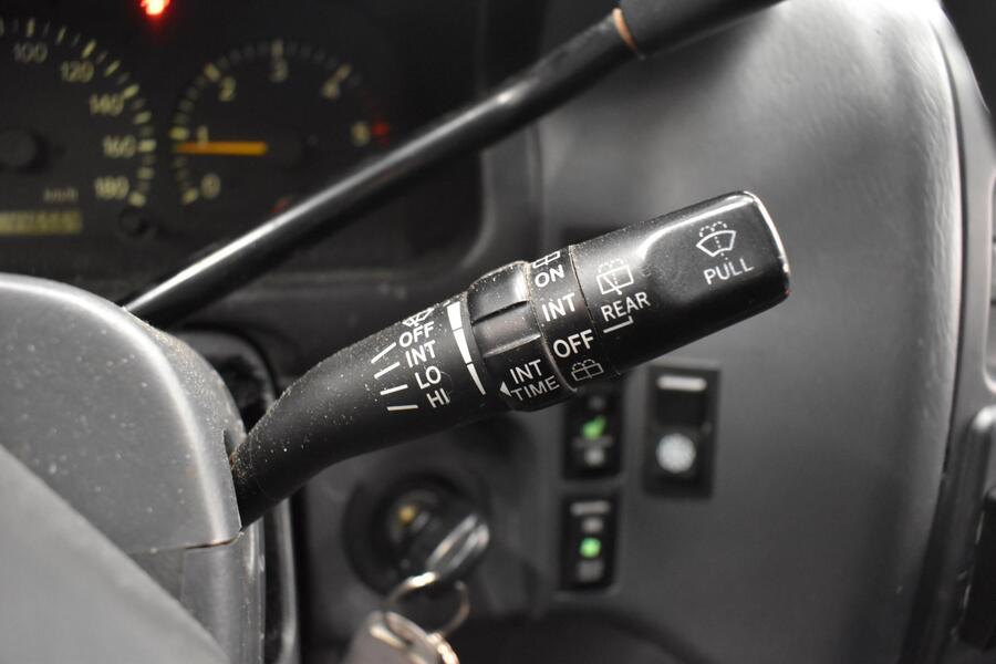 Toyota Hiace vaihtoauto