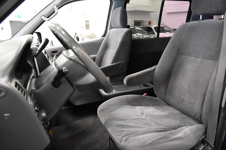 Toyota Hiace vaihtoauto
