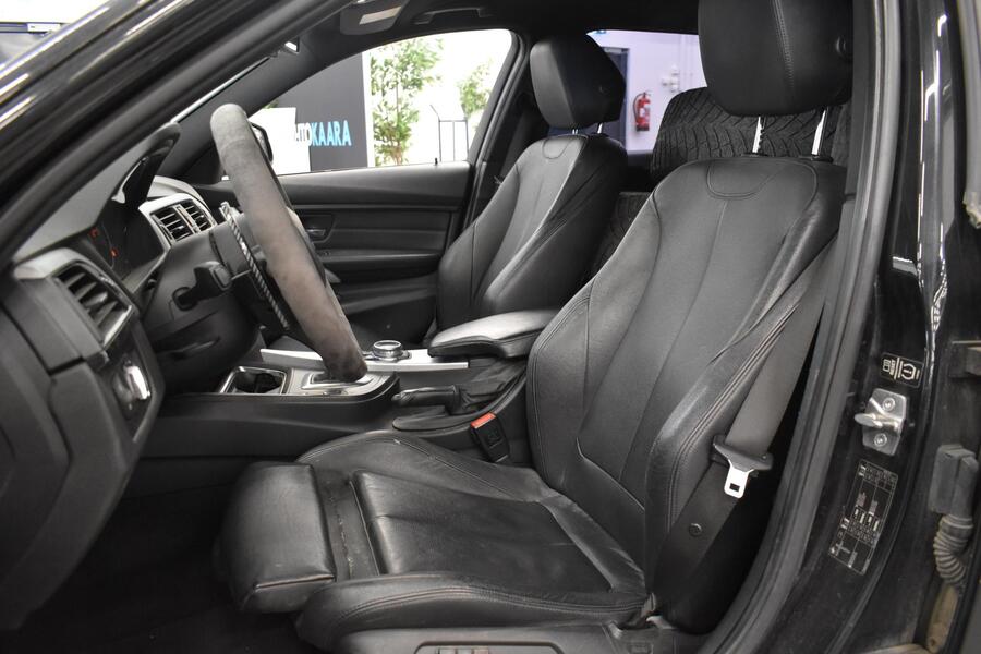 BMW 330 vaihtoauto