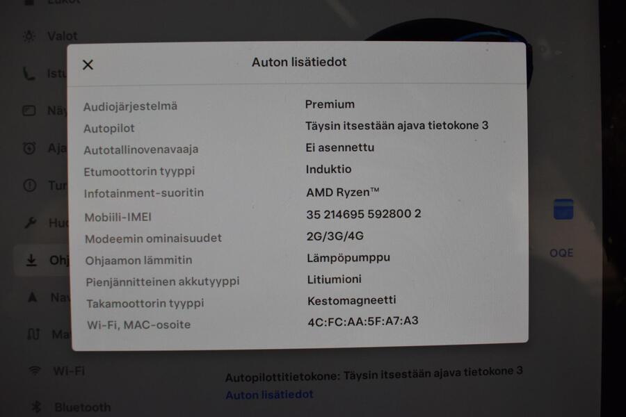 Tesla Model 3 vaihtoauto