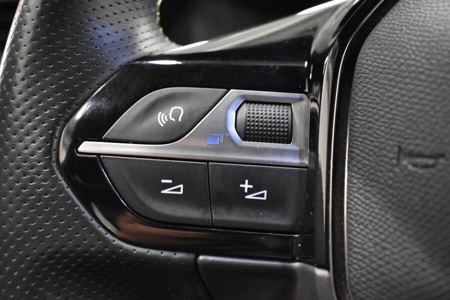 Peugeot e-2008 vaihtoauto