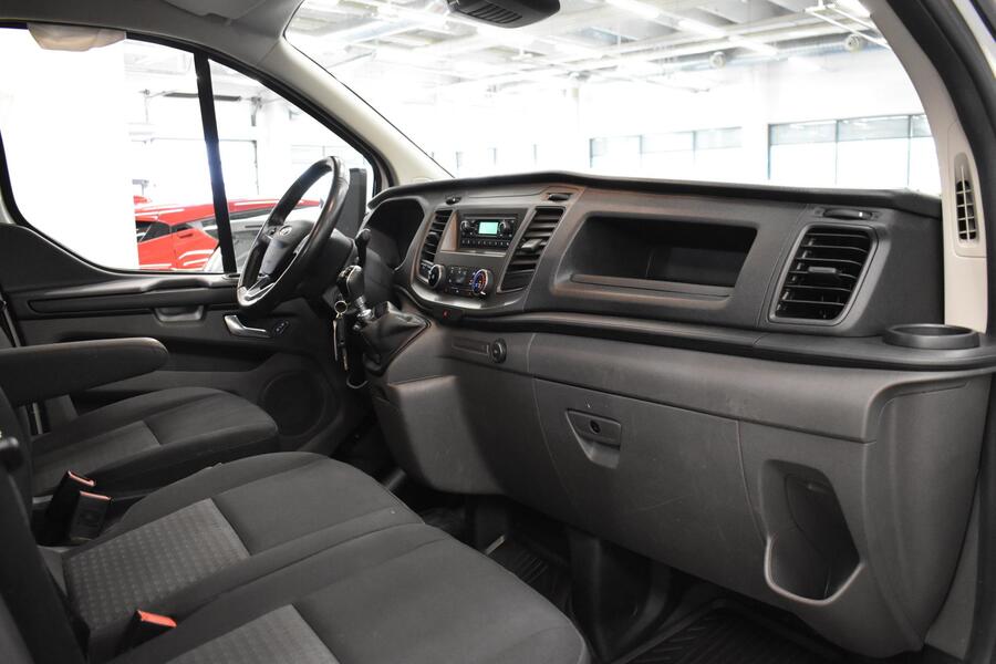 Ford Transit Custom vaihtoauto