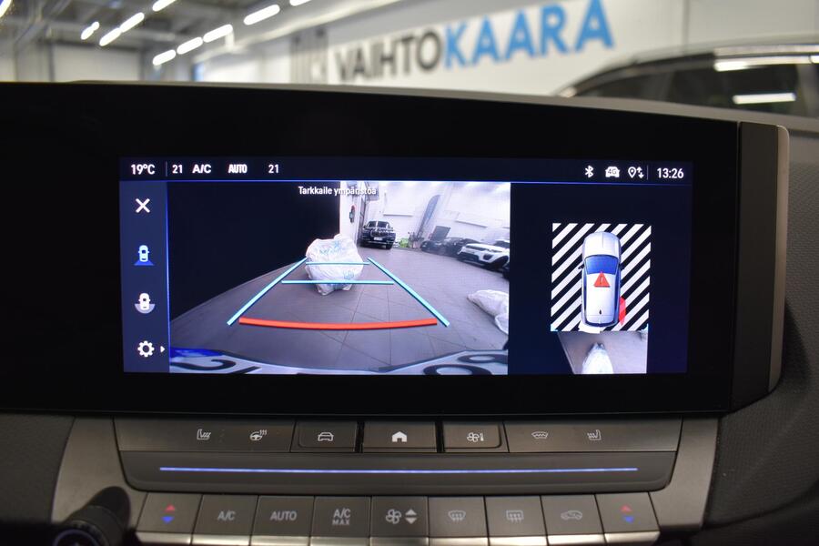 Opel Astra vaihtoauto