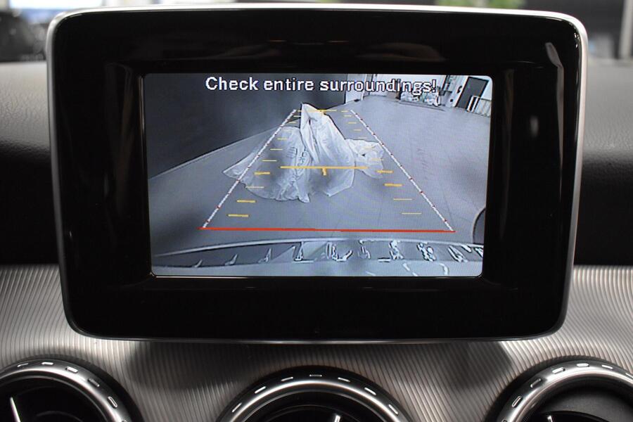 Mercedes-Benz GLA vaihtoauto