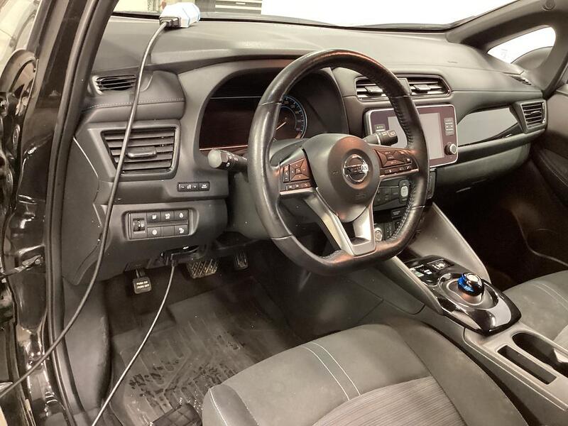 Nissan Leaf vaihtoauto