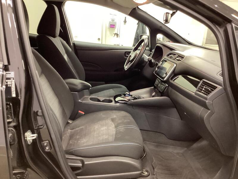 Nissan Leaf vaihtoauto