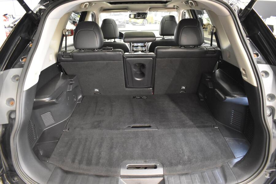 Nissan X-Trail vaihtoauto