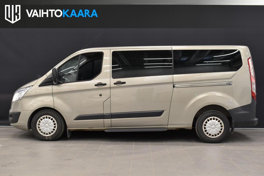 Ford Tourneo Custom vaihtoauto