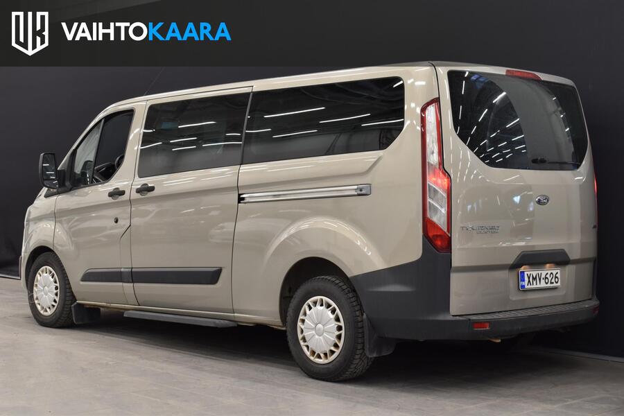 Ford Tourneo Custom vaihtoauto