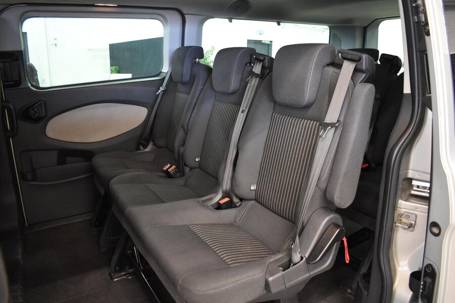 Ford Tourneo Custom vaihtoauto