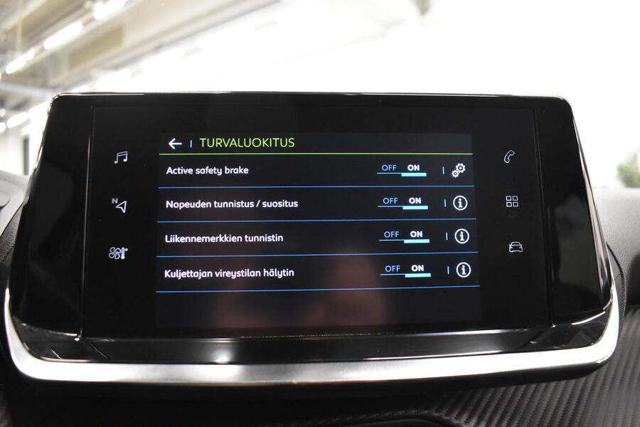 Peugeot e-2008 vaihtoauto