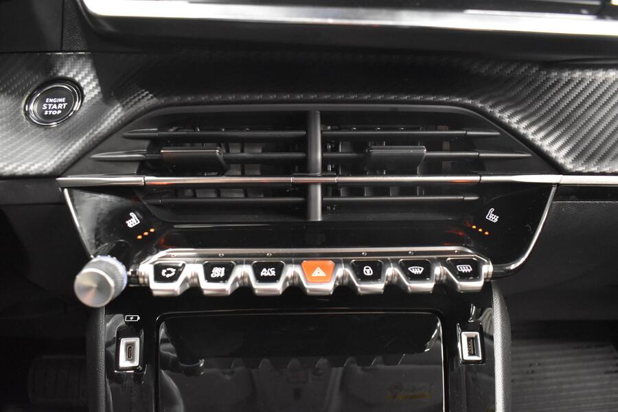 Peugeot e-2008 vaihtoauto