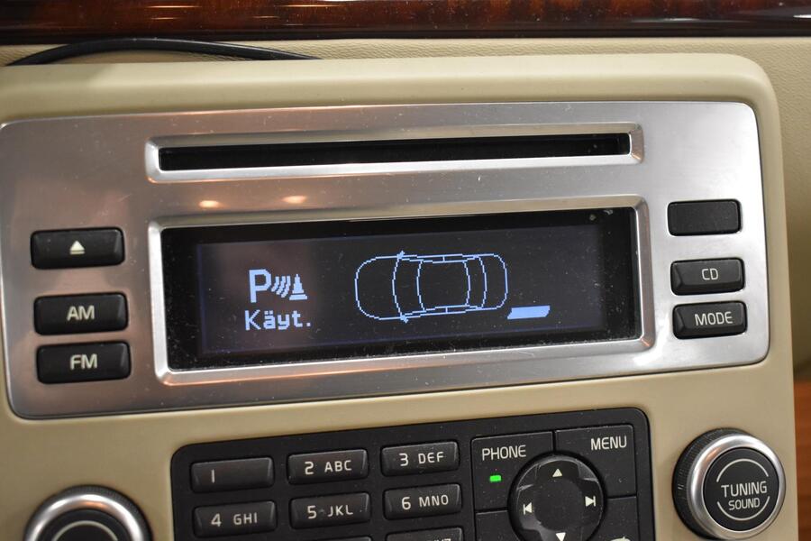 Volvo V70 vaihtoauto