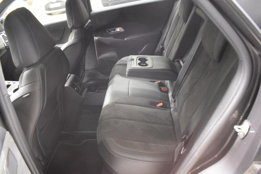 DS 7 vaihtoauto